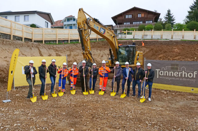 Mehrfamilienhäuser und Einfamilienhause «Tannerhof», Birrhard AG, Spatenstich