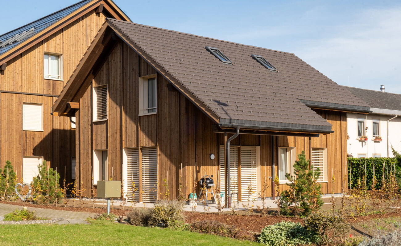 Mehrfamilienhäuser und Einfamilienhaus Tannerhof, Birrhard AG